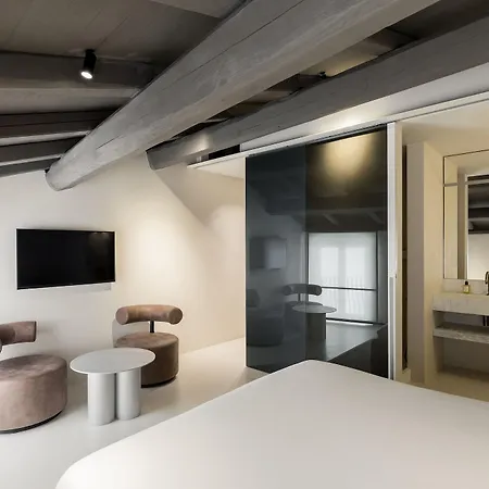 Scenario Hotel 4*